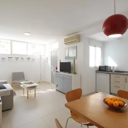 아파트 Del Parque Flats Pina *